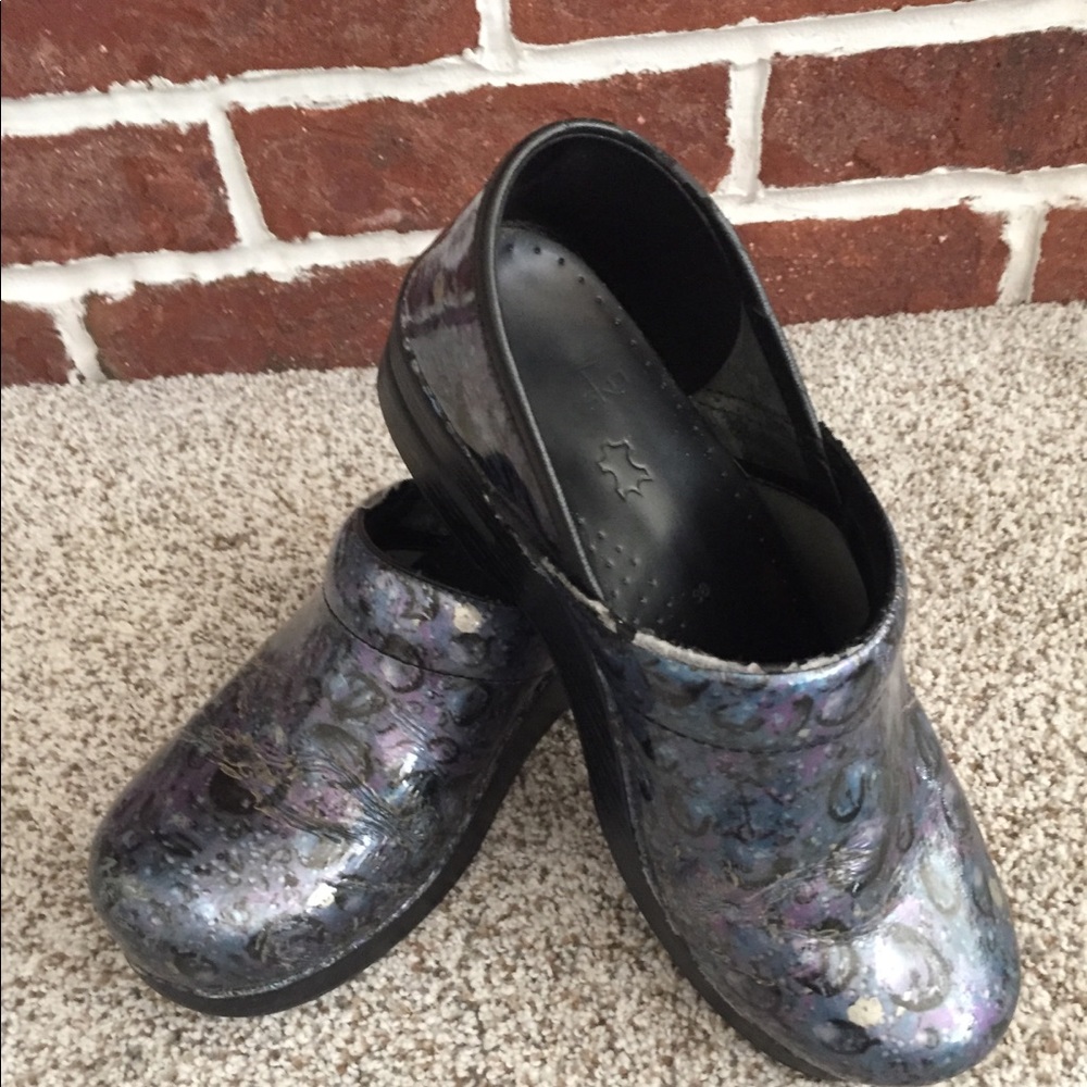 Dansko patent professional clogs